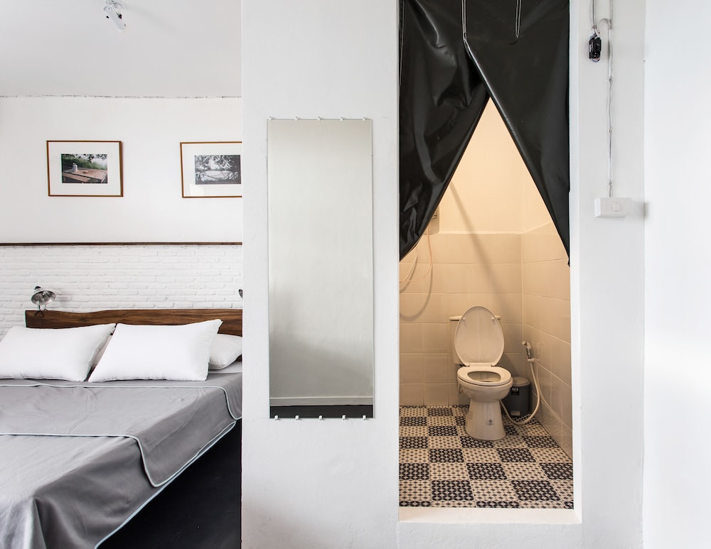 Basic Room, 1 Double Bed photo 1