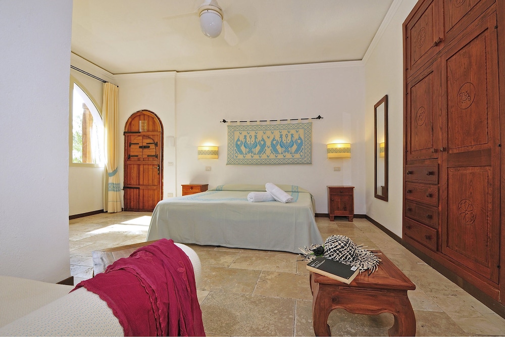Classic Triple Room - Photo 1