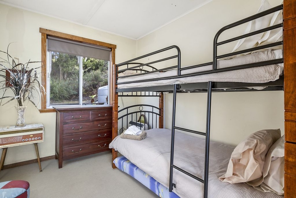 Cottage, 3 Bedrooms, Beach View photo 3