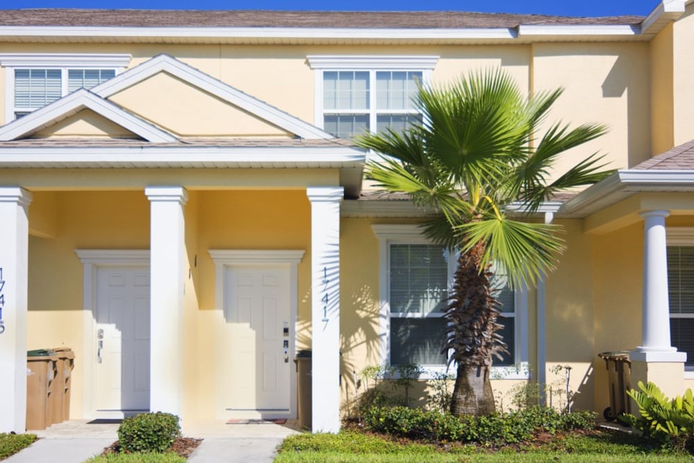 Townhome, 3 Bedrooms photo 2