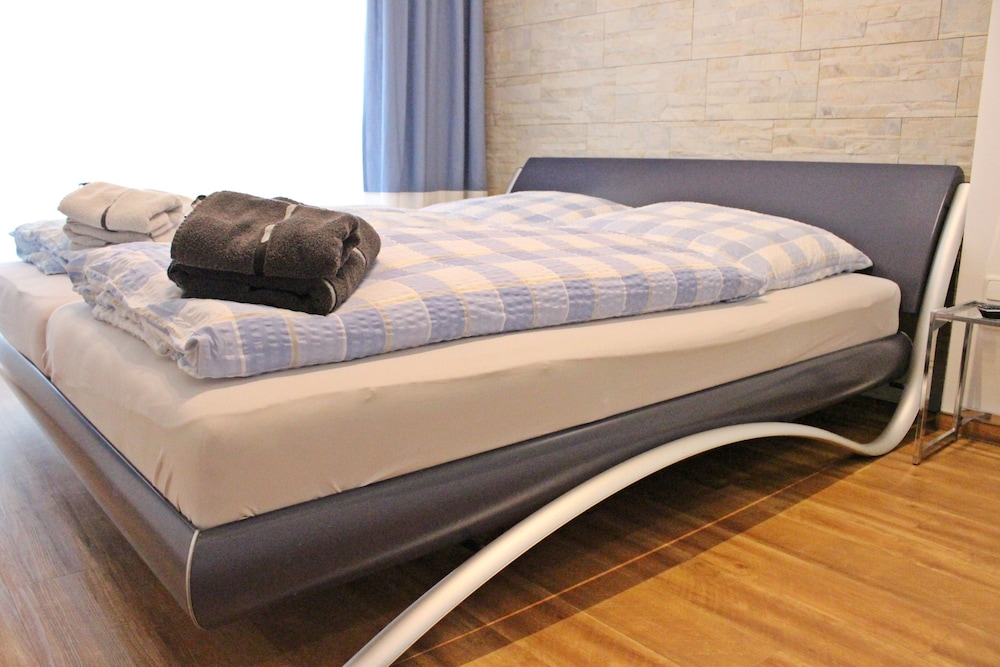 Apartment (6 - incl. 40€ cleaning fee) photo 3