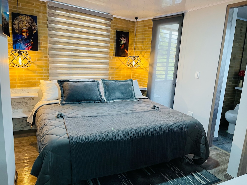 Comfort Apartment, Balcony, City View