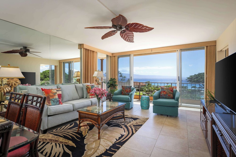 Premium Suite (1 Bedroom Ocean View) - Photo 11