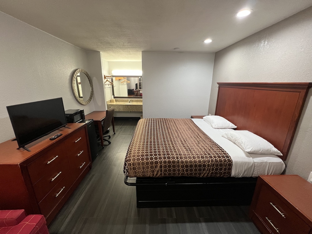 Basic Single Room