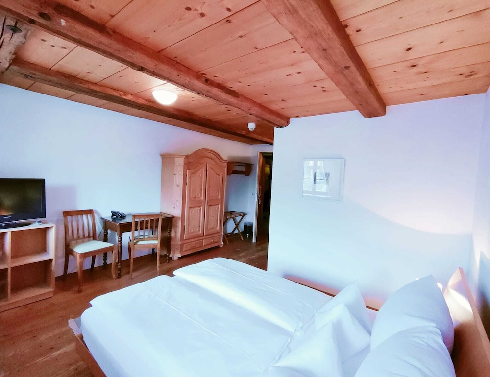 Classic Double Room, Mountain View photo 1