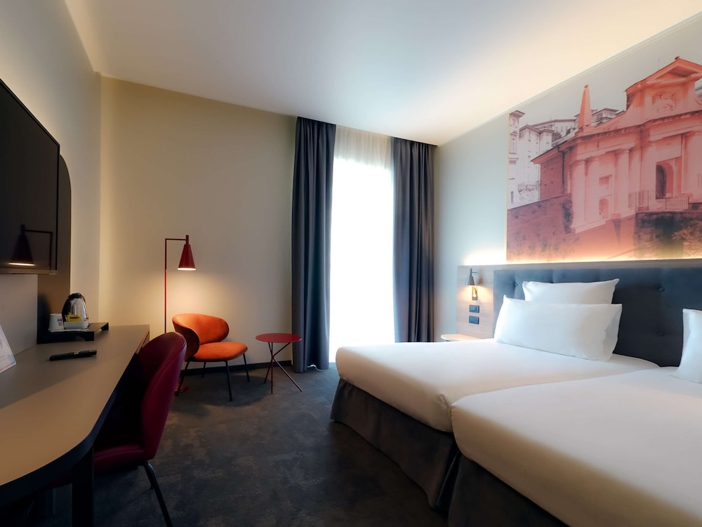 Standard Room, 2 Twin Beds - Photo 1