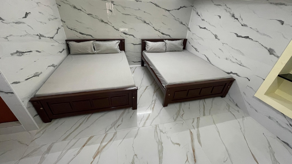Deluxe Room, Patio, City View