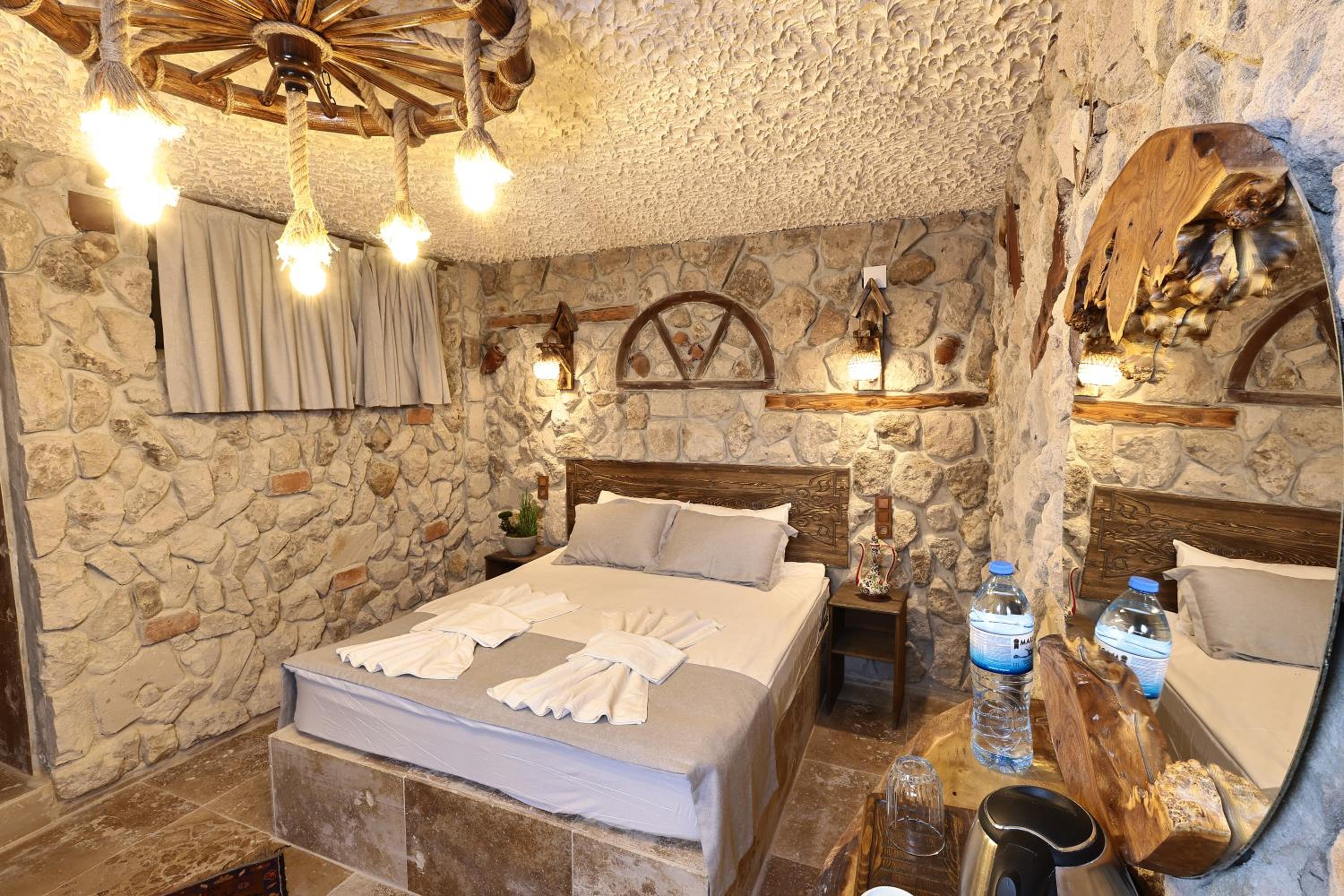 Underground Room - Photo 7