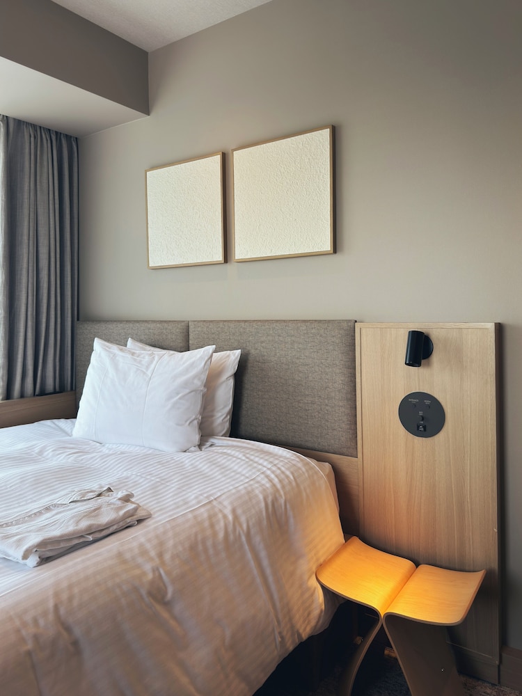 (Non-Smoking) Precious Corner Moderate Single Room (Renovated) photo 2