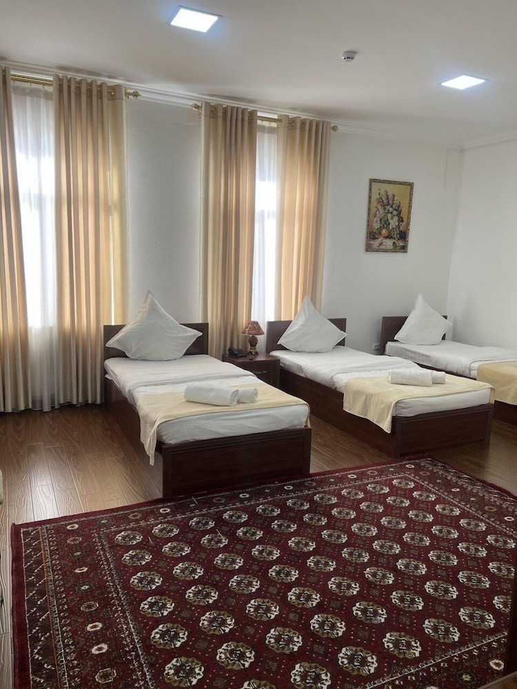 Standard Triple Room photo 2
