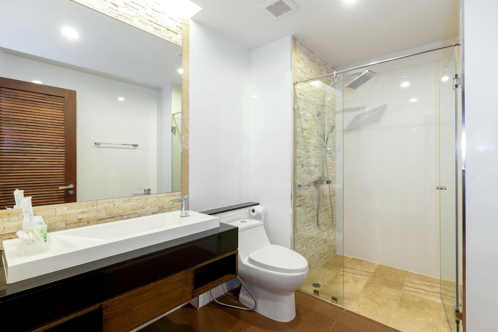 1 bedroom photo 3