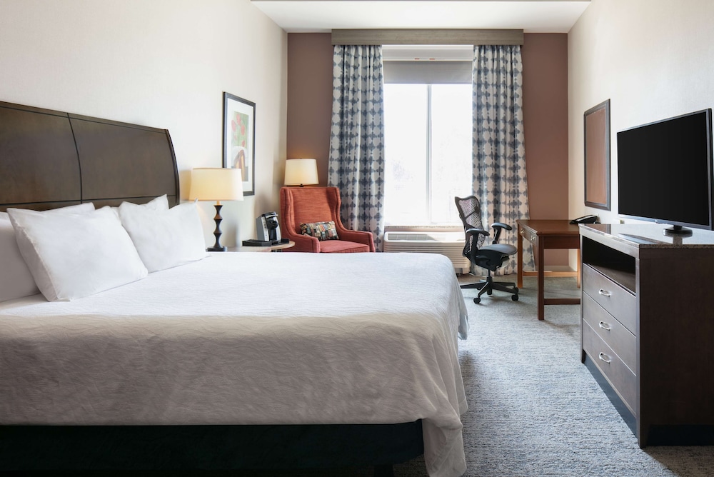 Room, 1 King Bed, Accessible (Roll-In Shower) - Photo 1
