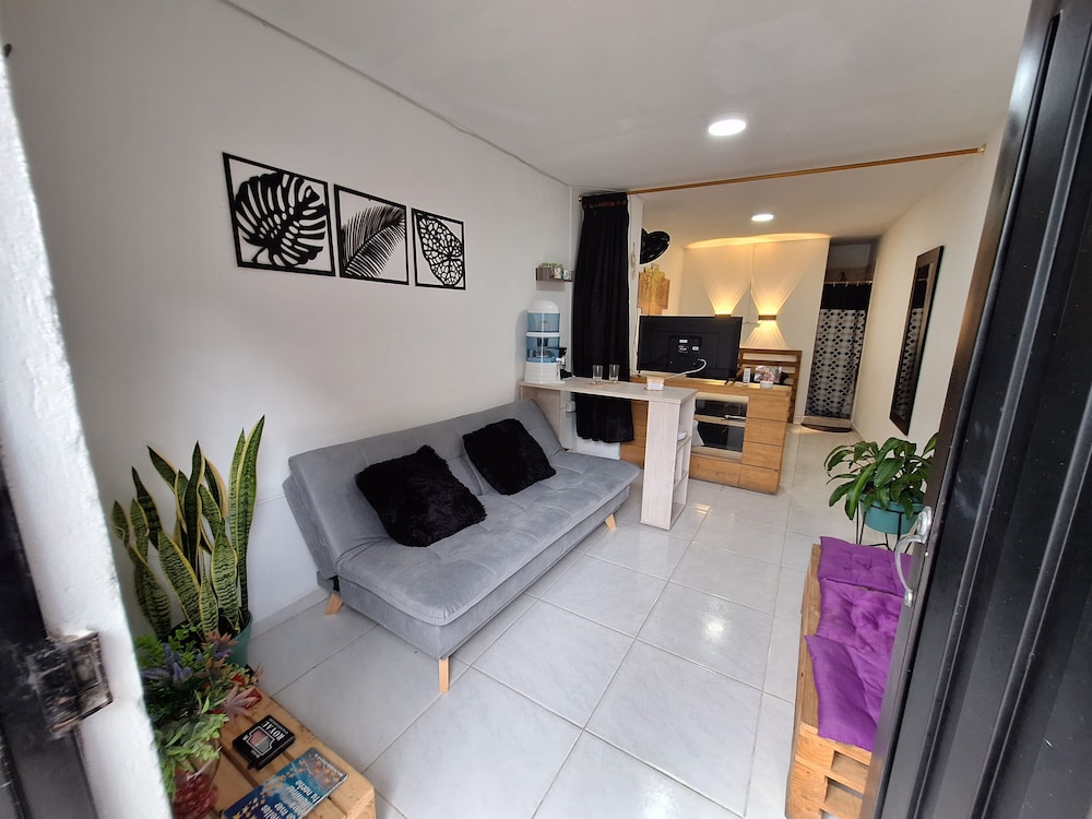 Economy Apartment photo 3