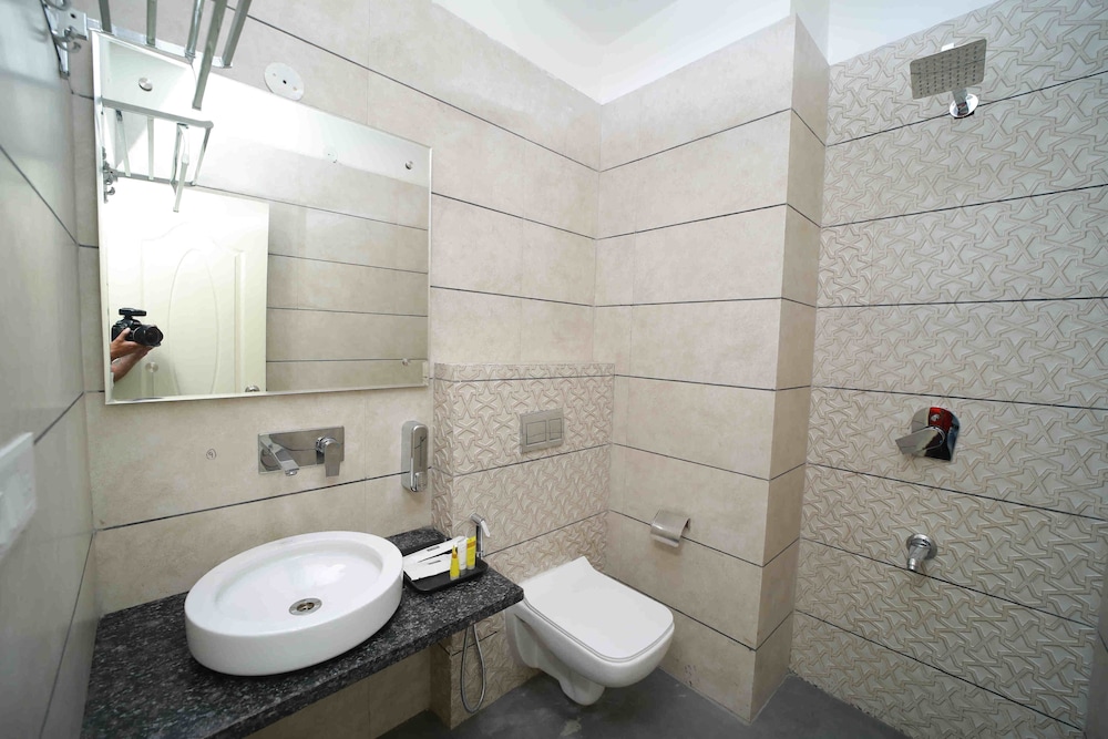 Superior Room - Photo 33