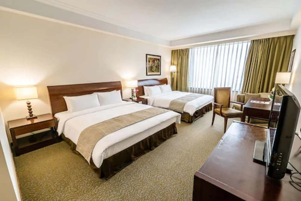 Deluxe Twin Room photo 3