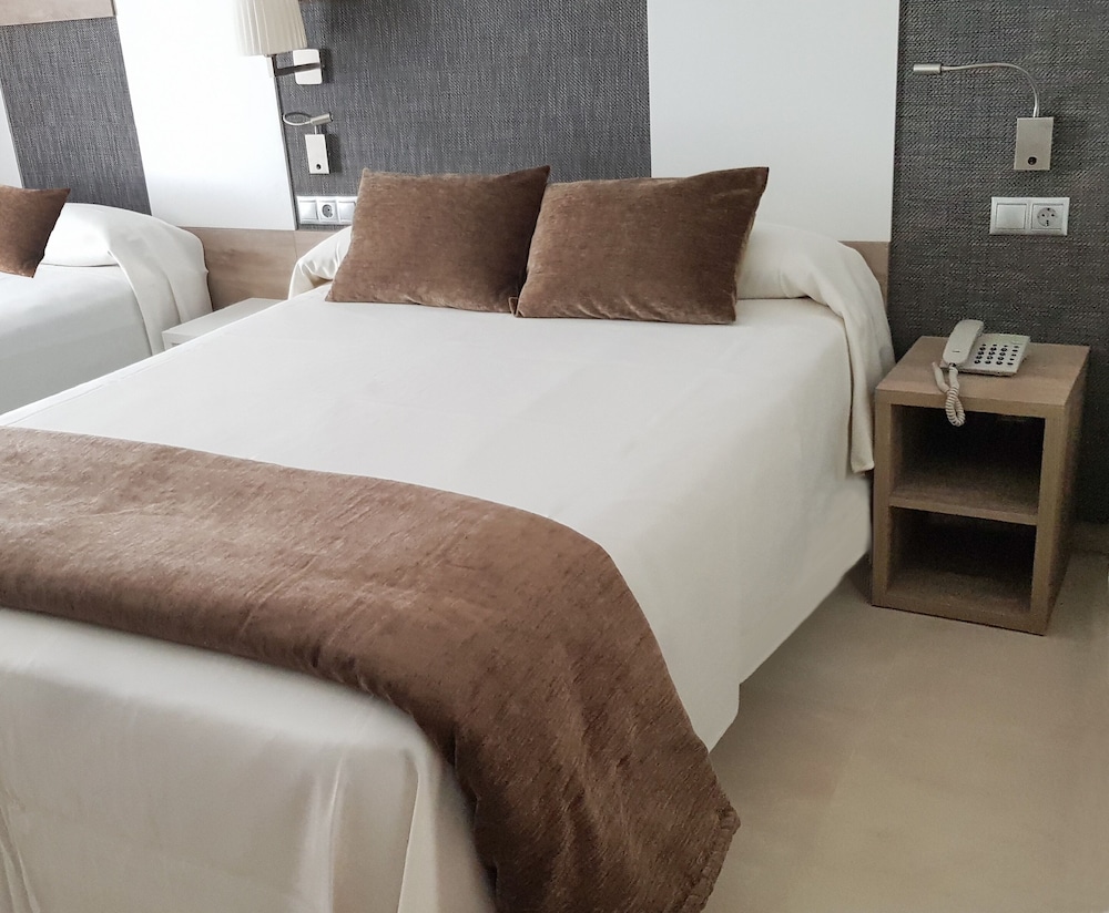 Standard Double Room Single Use