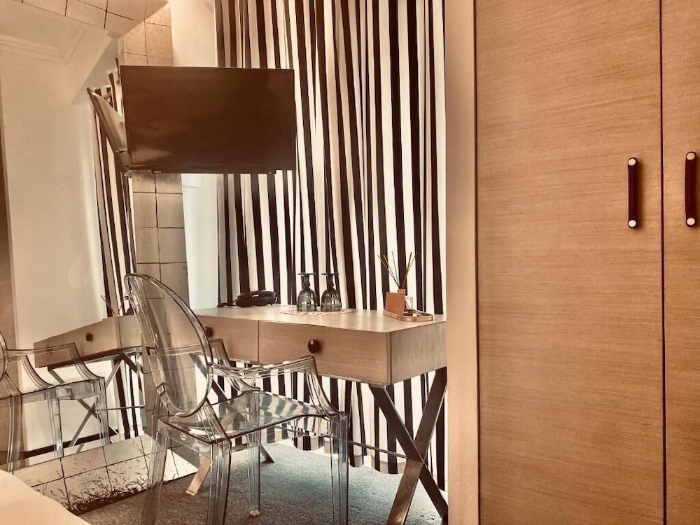Economy Room - Photo 3