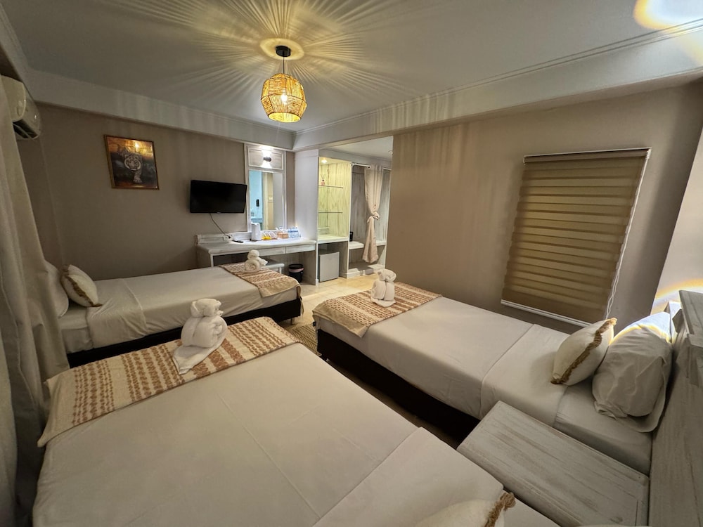 Comfort Triple Room