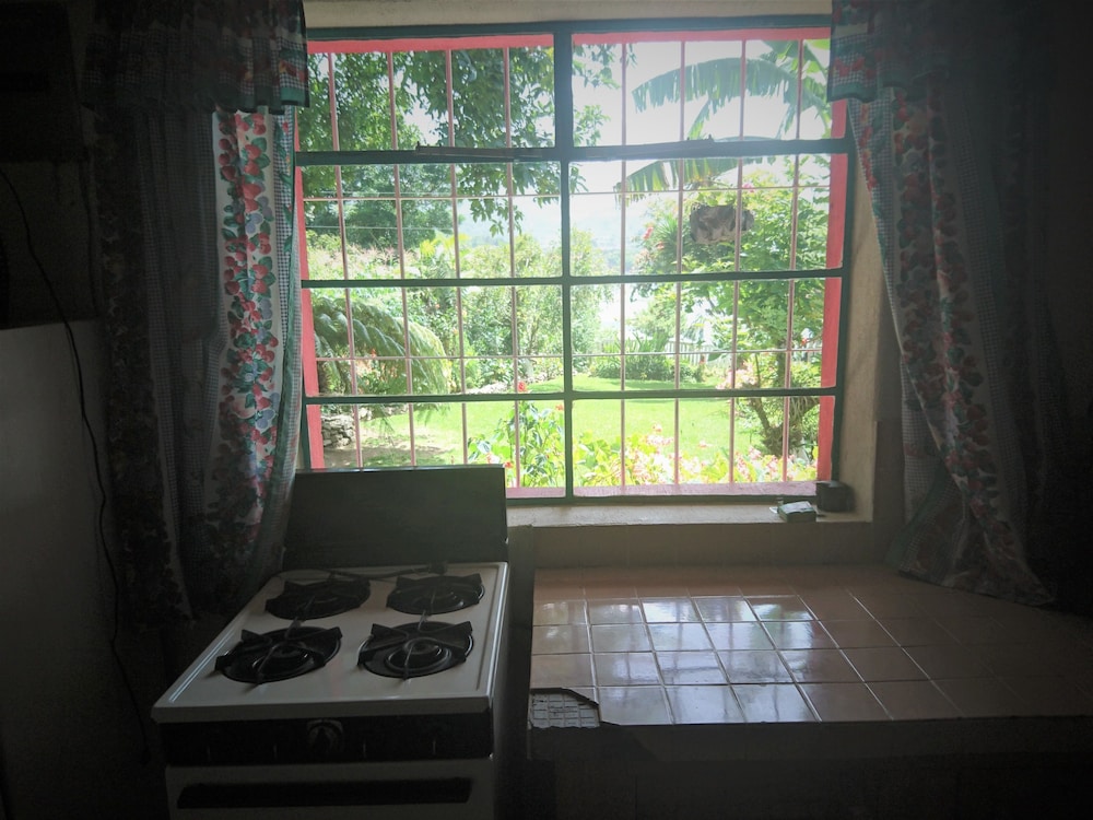 Traditional House, Multiple Beds, Lake View photo 3