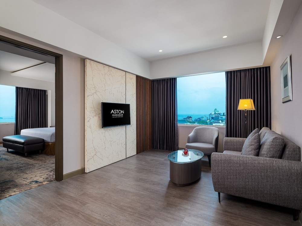 ASTON Suite - Photo 3