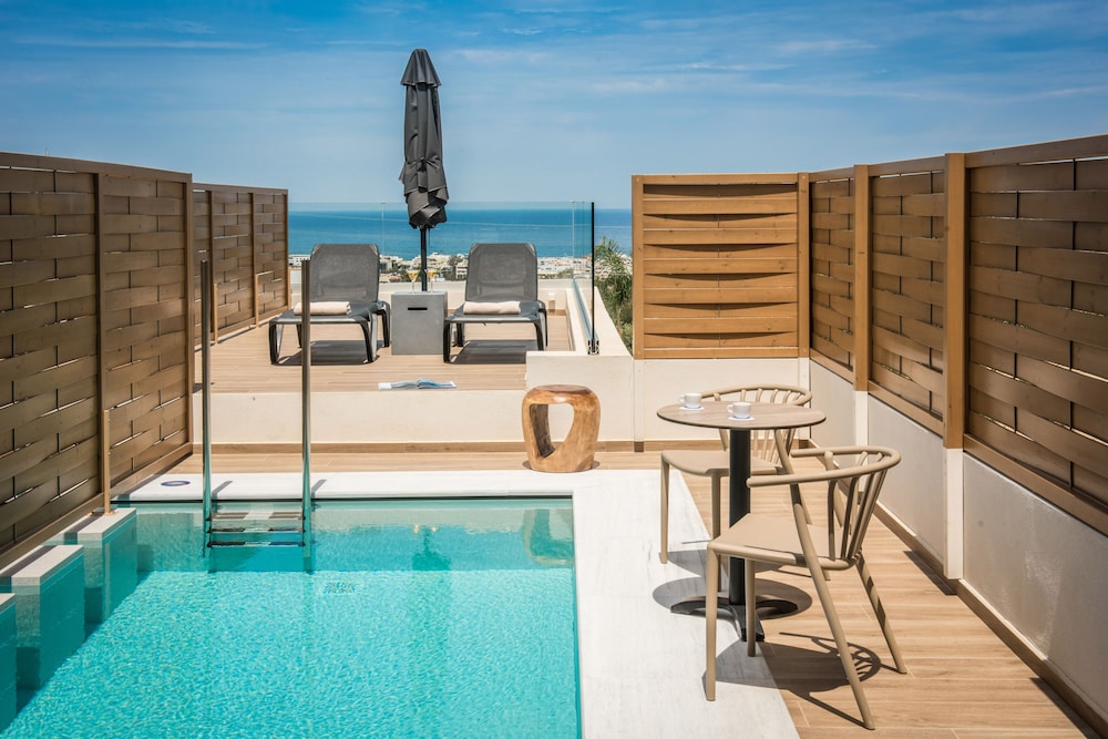 Junior Suite, Private Pool - Photo 4