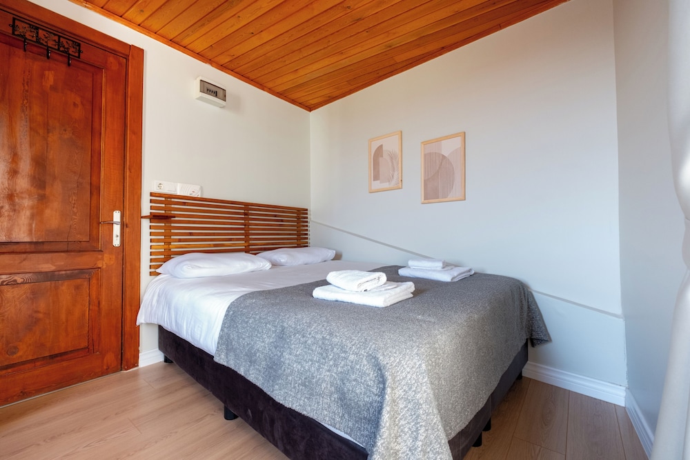 Standard Room, City View photo 2