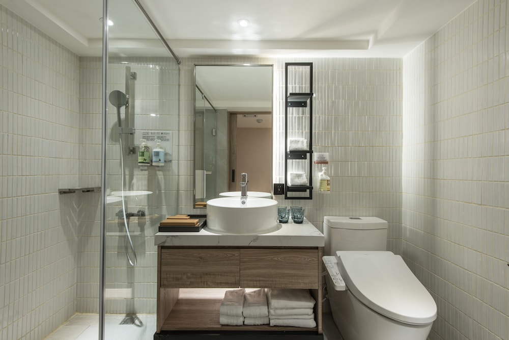 Comfort Quadruple Room - Photo 9