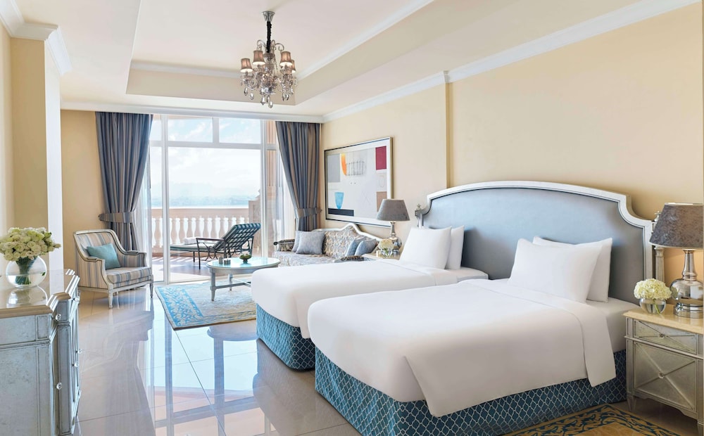 Superior Penthouse, 3 Bedrooms thumbnail 6