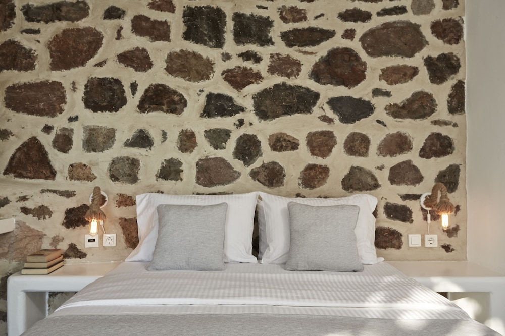 Studio Terrace, Partial Sea View