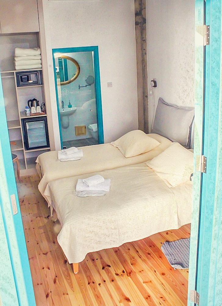 Standard Twin Room, Patio (KONSTANZA G2,TRIPOLI G3, ROCCAS G4) photo 3