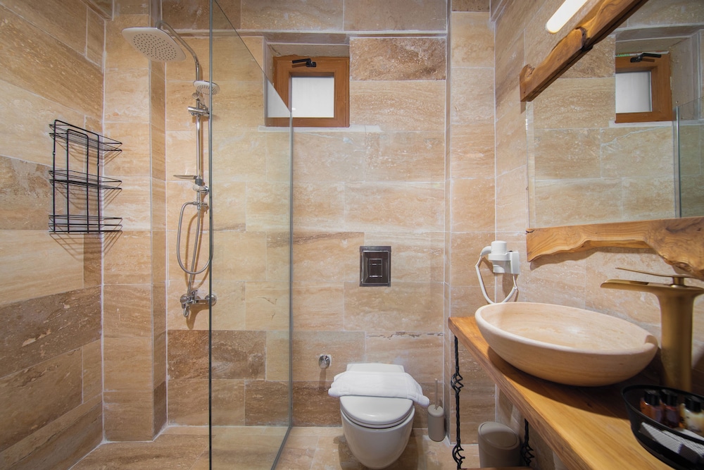 Royal Suite photo 2