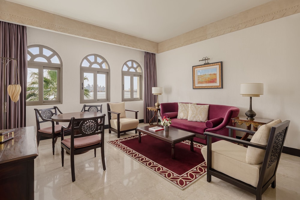 Deluxe Suite, 1 Bedroom, Non Smoking, Sea View - Photo 1