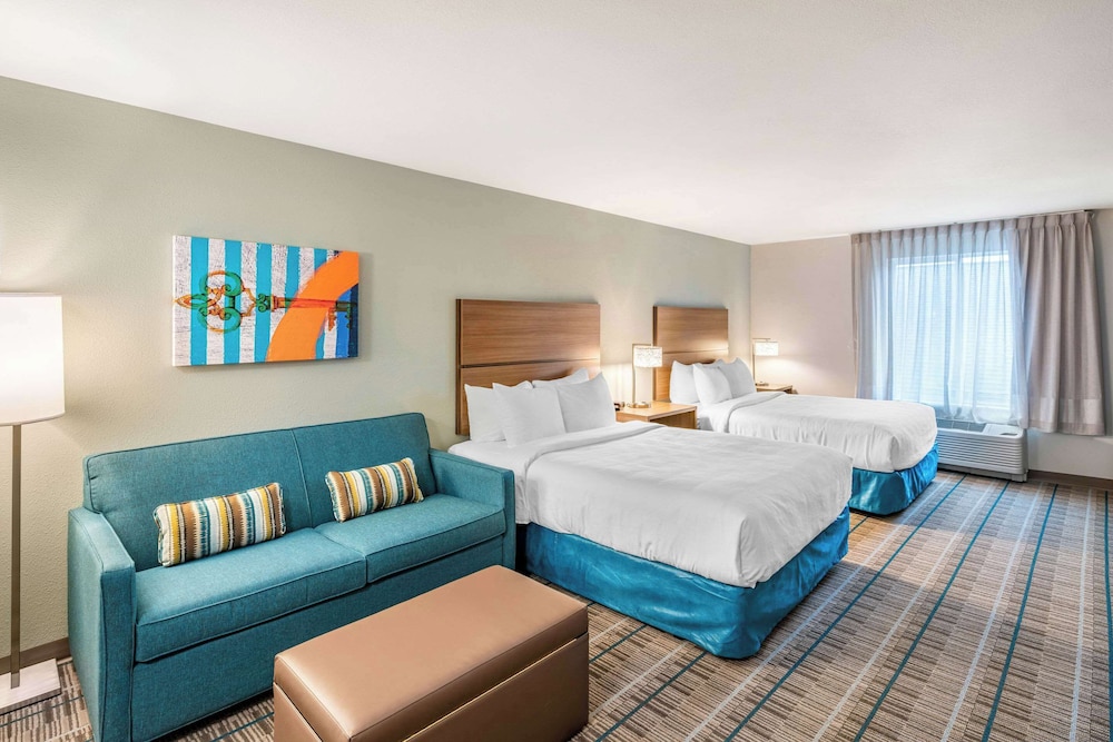 Suite, 2 Queen Beds, Accessible, Non Smoking - Photo 3