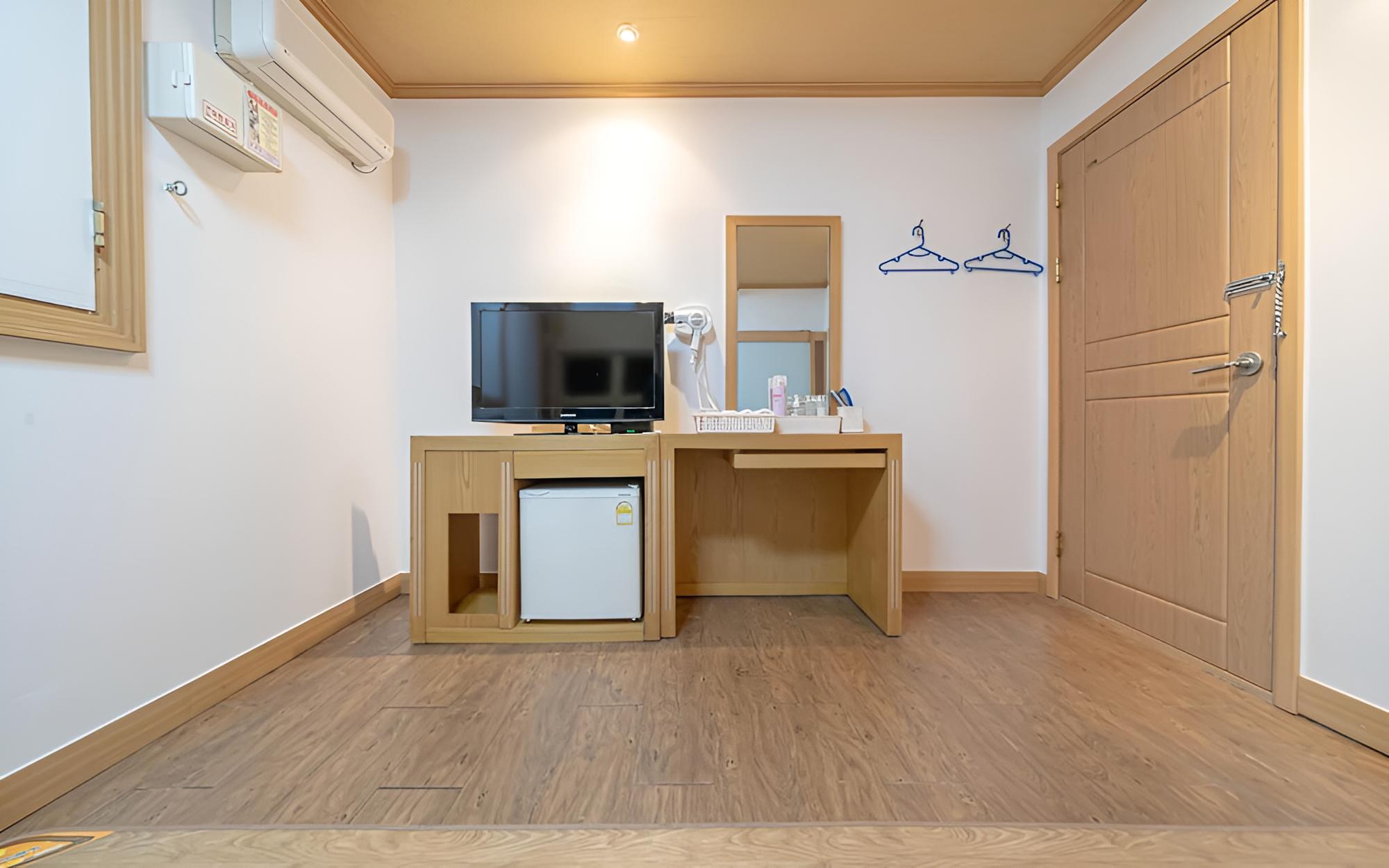Room (General (Ondol)) - Photo 4