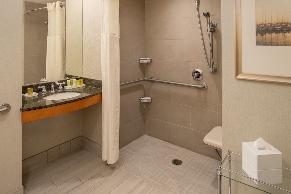 Room, 2 Double Beds, Accessible, Patio (Mobility & Hearing, Roll-in Shower) - Photo 3