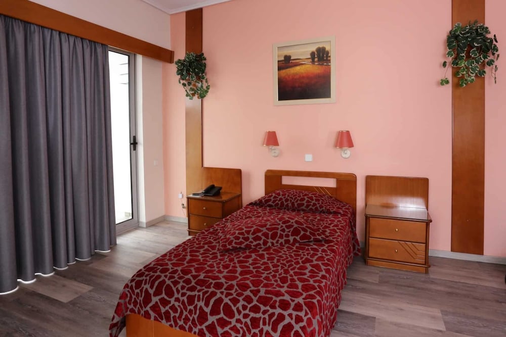 Xenophon Hotel — photo 126