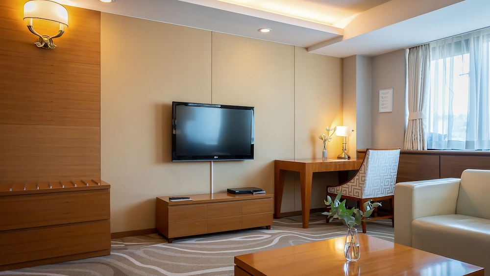 Deluxe Suite Double photo 3