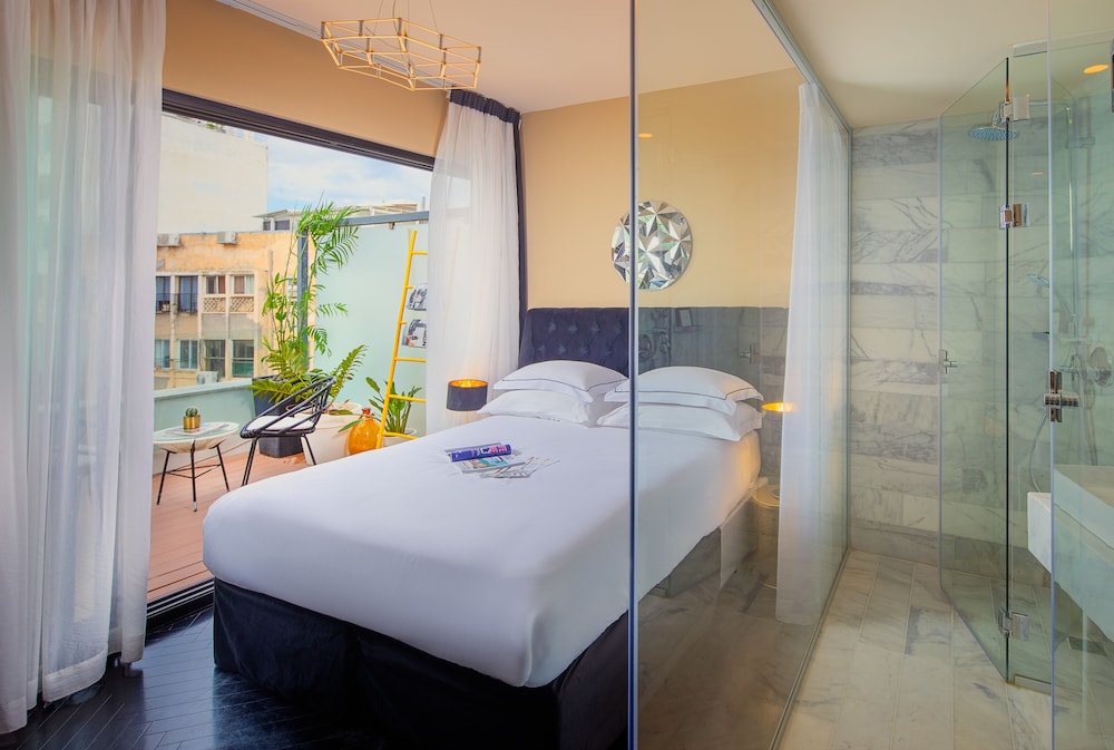 Deluxe Room, City View photo 3