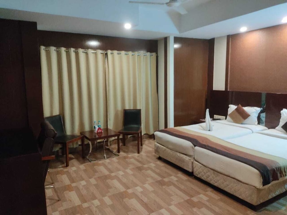 Deluxe Double Room photo 3