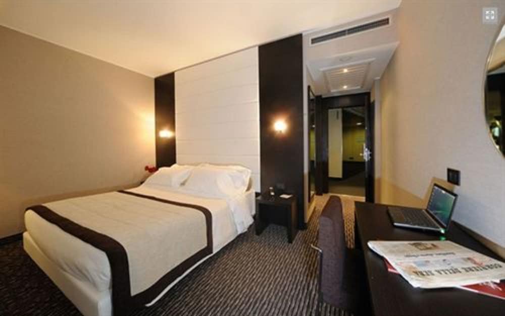 Classic Single Room