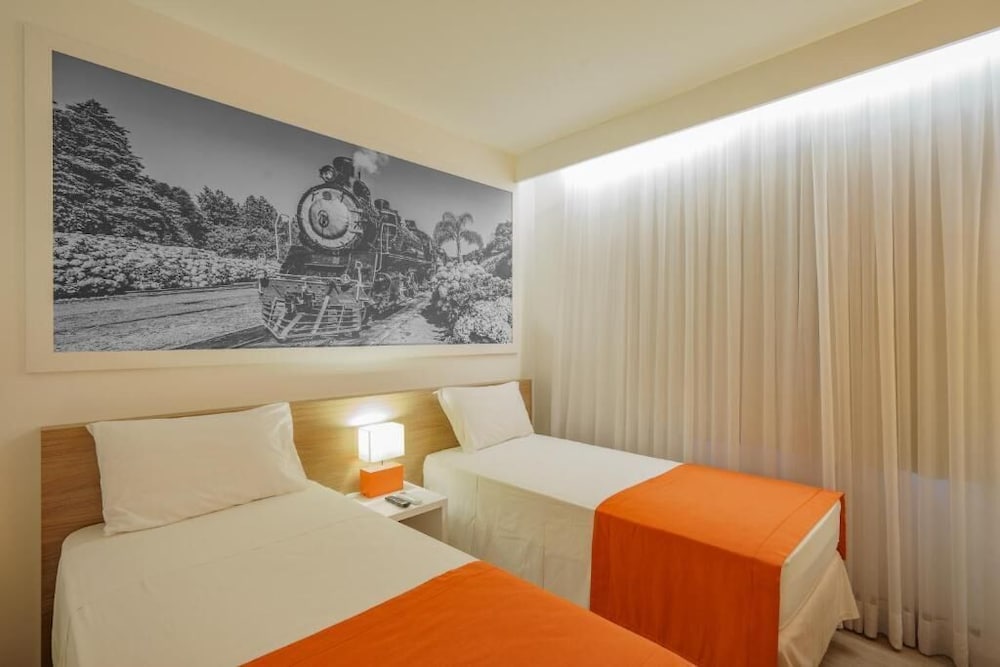 Standard Twin Room, 2 Twin Beds, Non Smoking, Private Bathroom