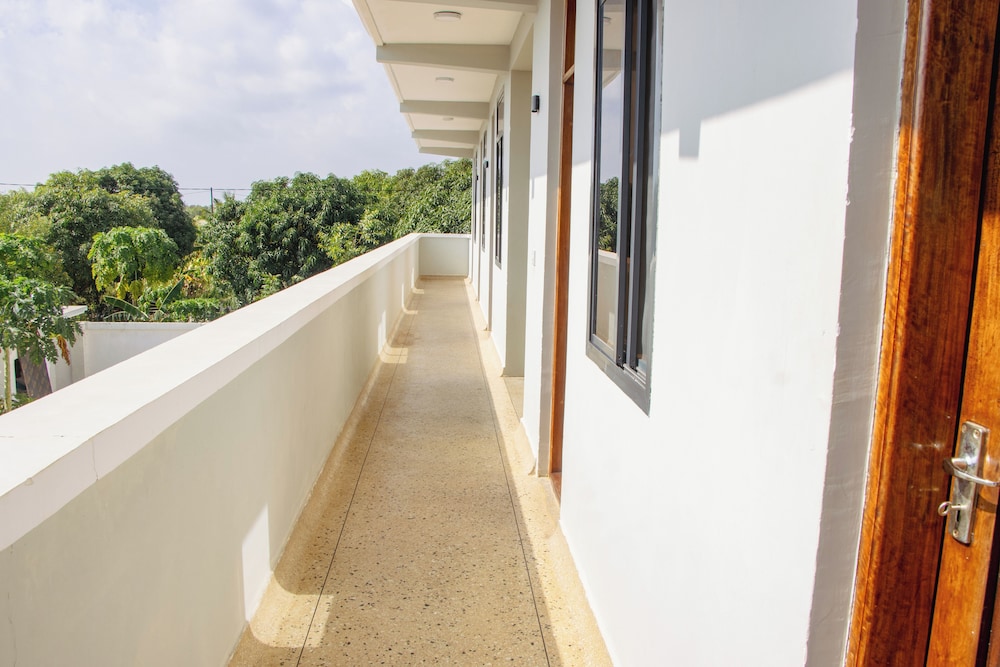 Single Room, Balcony, Garden View photo 2