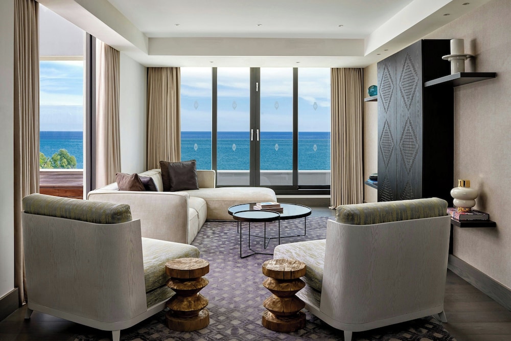Suite, 2 Bedrooms, Sea View (Balcony) - Photo 4
