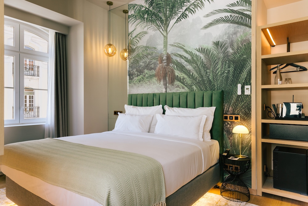 Premium Room (Corner) thumbnail 5