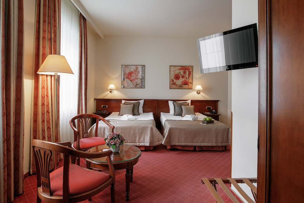 Business Room, 1 Bedroom, Non Smoking photo 3