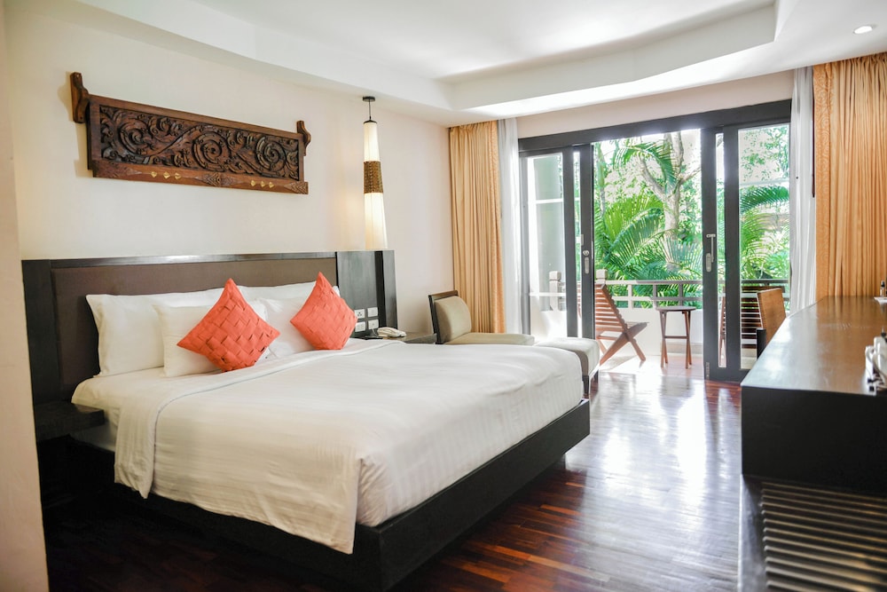 Deluxe Room - Photo 7