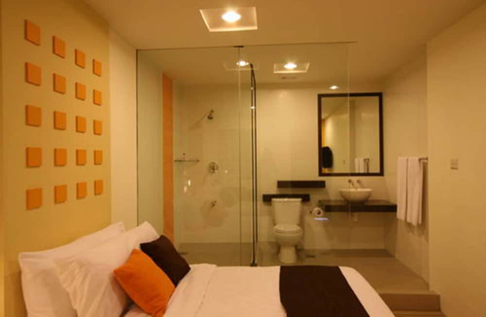 Standard Double Room, 1 Queen Bed photo 3