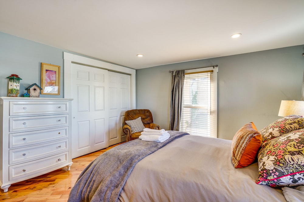 House (Multiple Bedrooms) photo 3