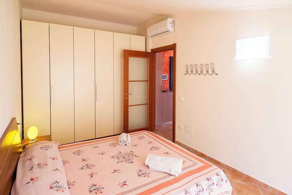 Basic Apartment, Sea View