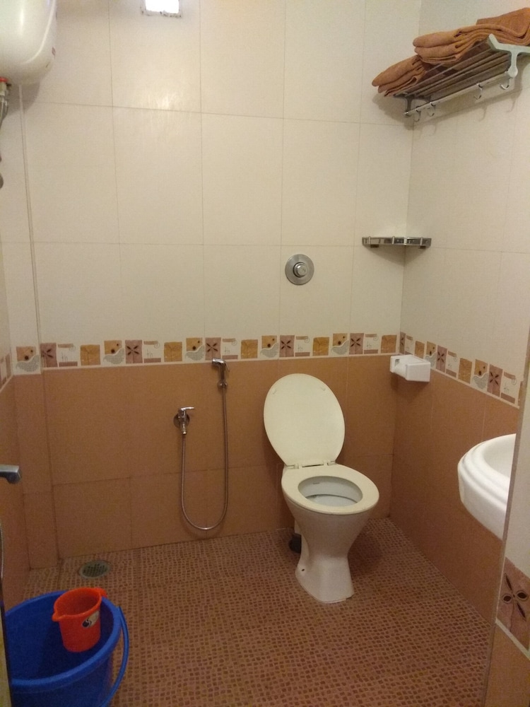 Room, Multiple Beds, Non Smoking, Garden View photo 2